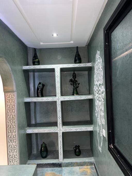 Appartement Bien Situe A Gueliz マラケシュ エクステリア 写真